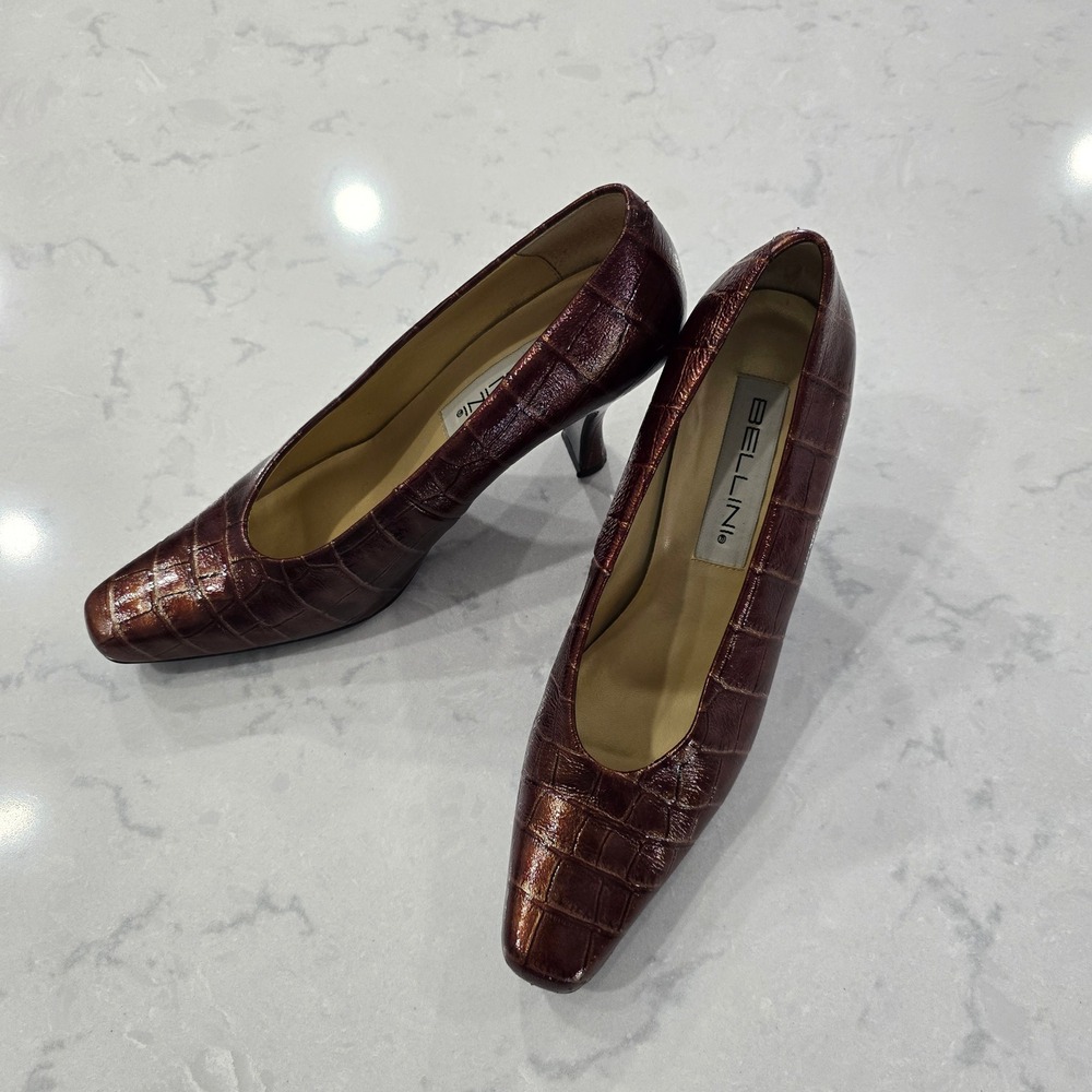 Bellini Colette Brown Croc Embossed Leather Pumps Pointed Toe Kitten Heels 8.5M